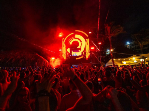 From Beats to Fireworks the 4th of July Is All Happening at MooMba Beach